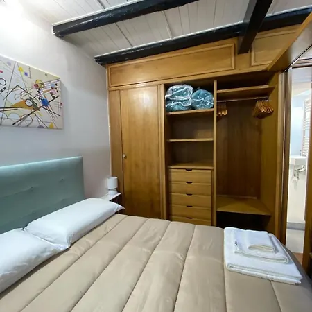 Casa Vicolo Moroni - Trastevere