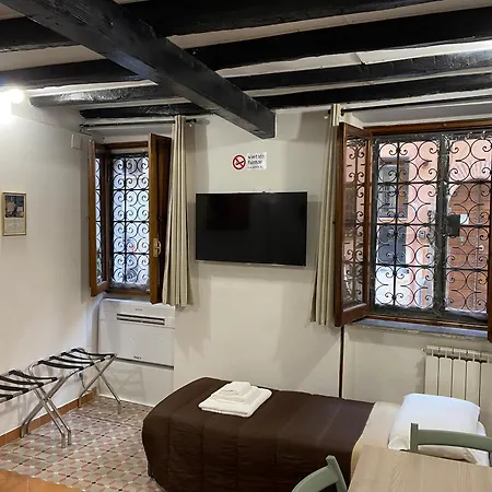 Casa Vicolo Moroni - Trastevere Apartamento *